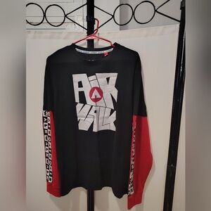 Black and Red Airwalk Graphic Long Sleeve T-Shirt Size Medium